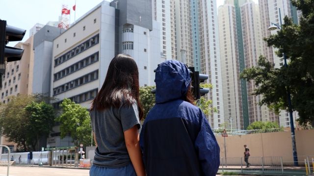 香港13歲女學生